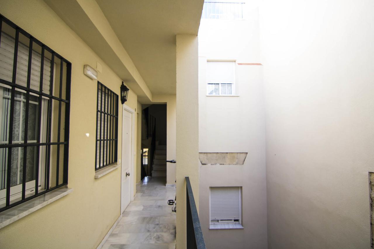 Apartamentos Aloha 2 Centro El Puerto de Santa María Exteriör bild